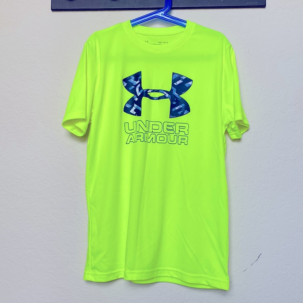 Under Armour boys tee